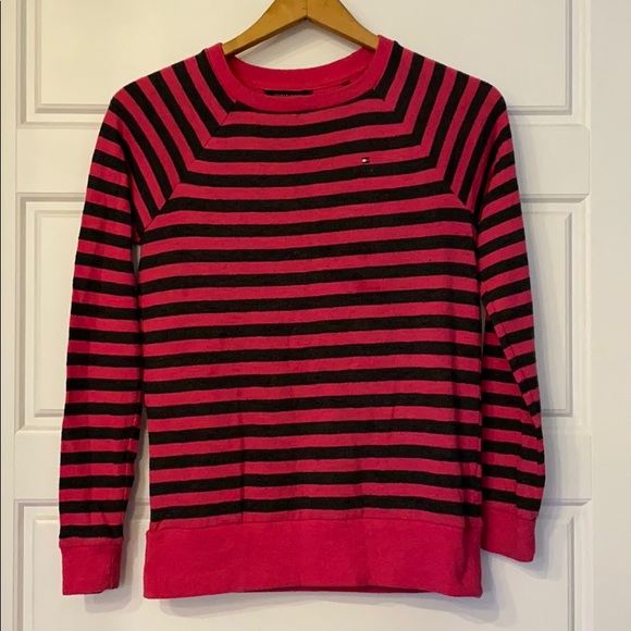 Tommy Hilfiger sweater - Picture 1 of 3